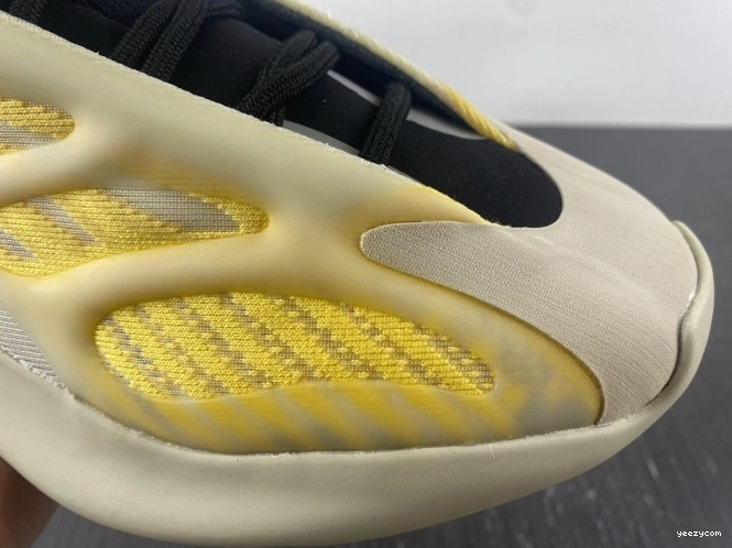 Mono HP5425 V3 700 Safflower Adidas Yeezy 1203